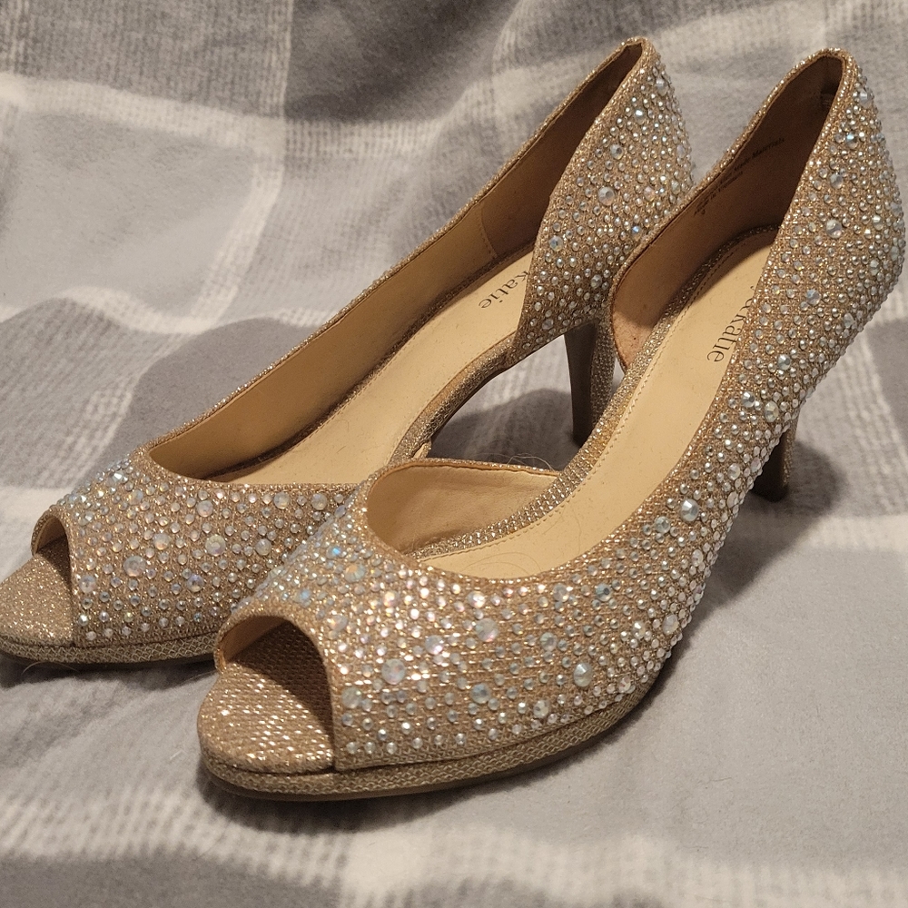 Barely worn size 9 Kelly&katie bedazzled gold heels